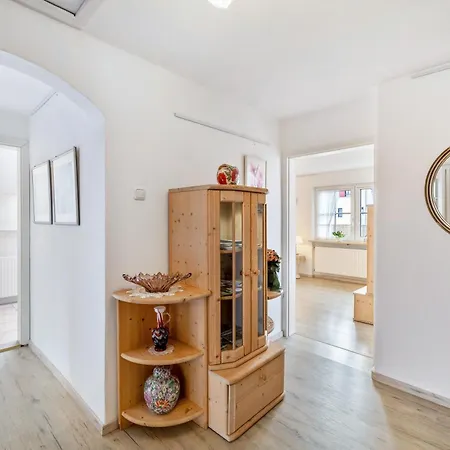Hanni Apartment Grafing